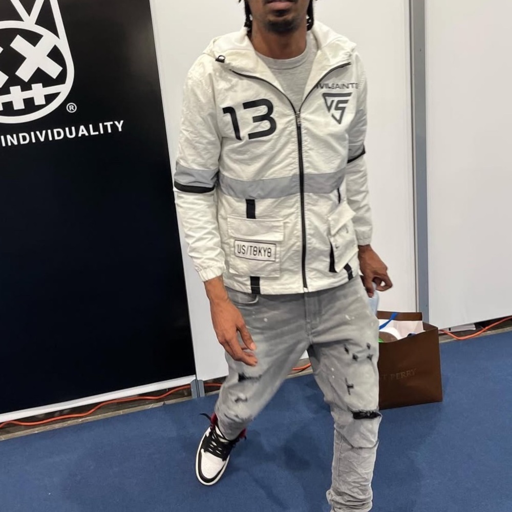 Dead than cool Distressed Gray Jeans